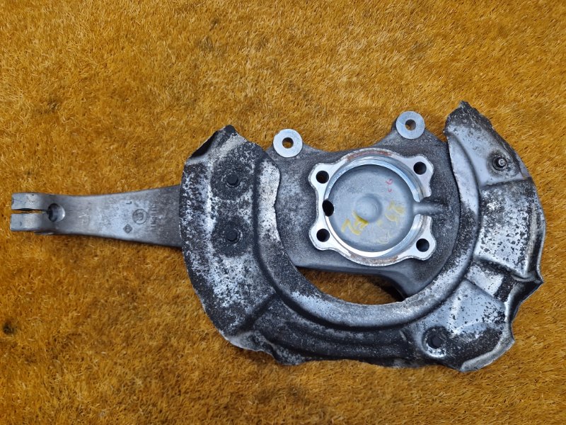 кулак поворотный, 1340 рублей, Красноярск