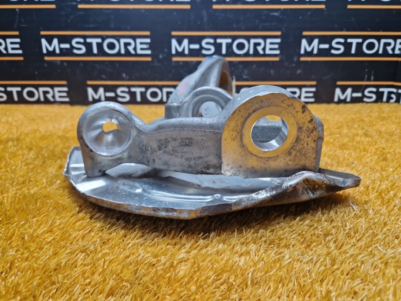 кулак поворотный, 7970 рублей, Красноярск