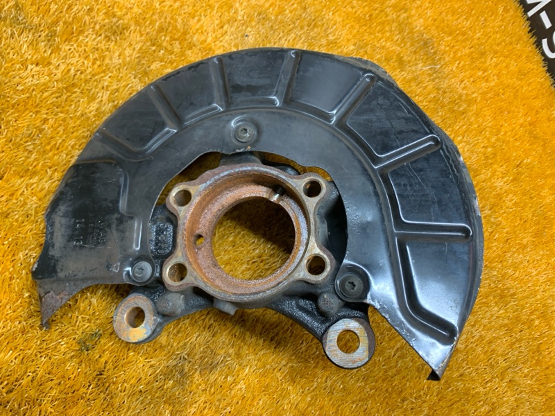 кулак поворотный, 1300 рублей, Красноярск