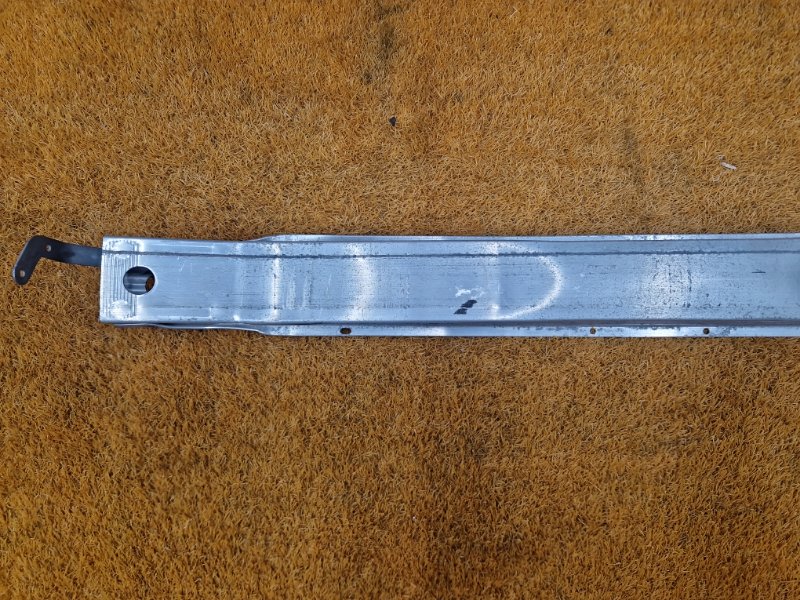 усилитель бампера, 3550 рублей, Красноярск