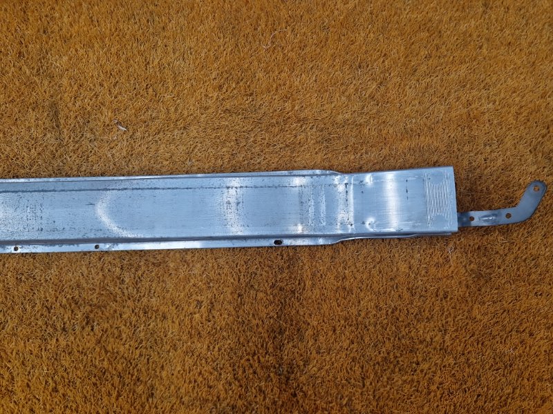 усилитель бампера, 3550 рублей, Красноярск