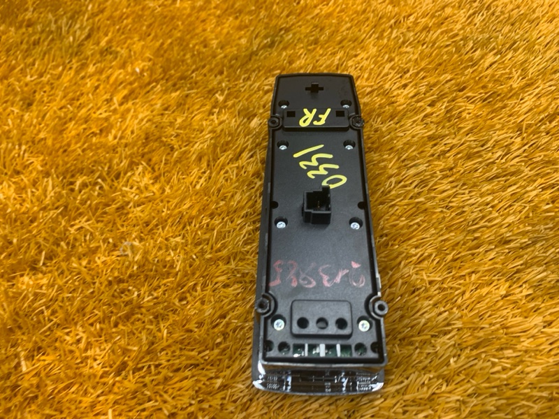 Блок управления стеклоподъемниками, 2040 рублей, Красноярск