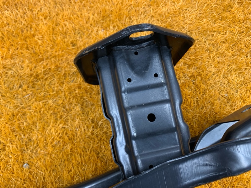 усилитель бампера, 3550 рублей, Красноярск