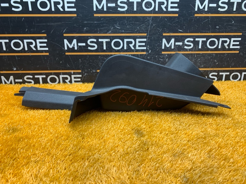 Накладка на порог салона, 350 рублей, Красноярск