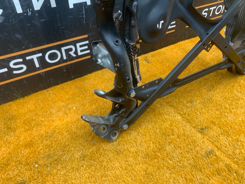 Балка поперечная (подрамник), 20000 рублей, Красноярск