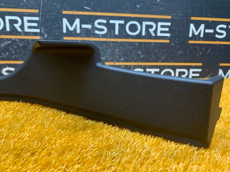 Накладка на порог салона, 260 рублей, Красноярск