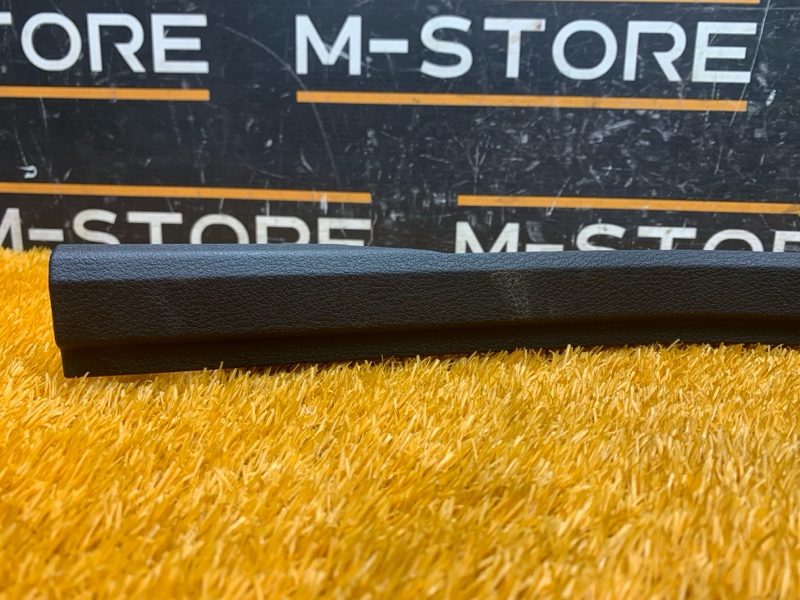 Накладка на порог салона, 260 рублей, Красноярск