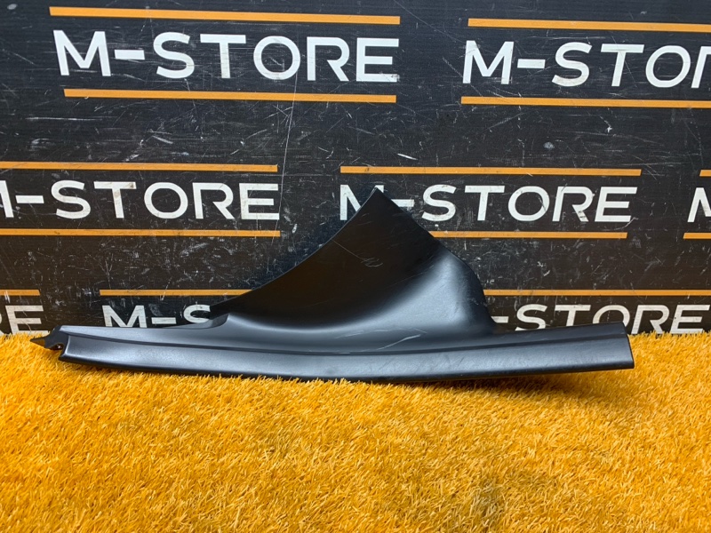 Накладка на порог салона, 200 рублей, Красноярск