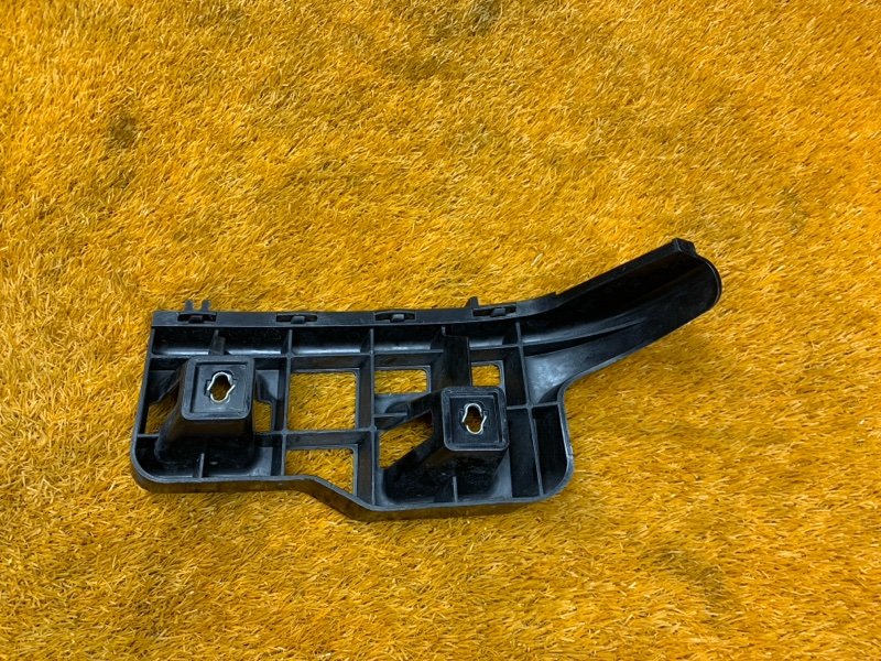 крепление бампера, 1200 рублей, Красноярск