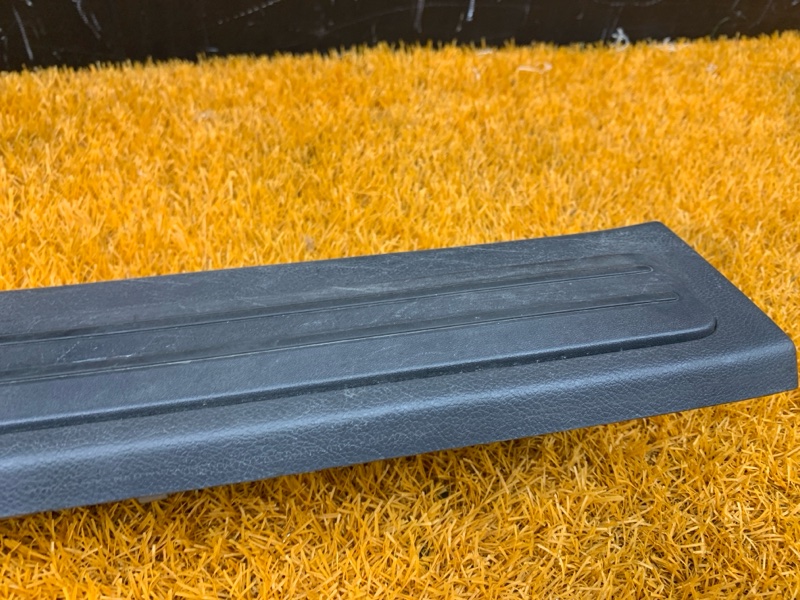 Накладка на порог салона, 350 рублей, Красноярск