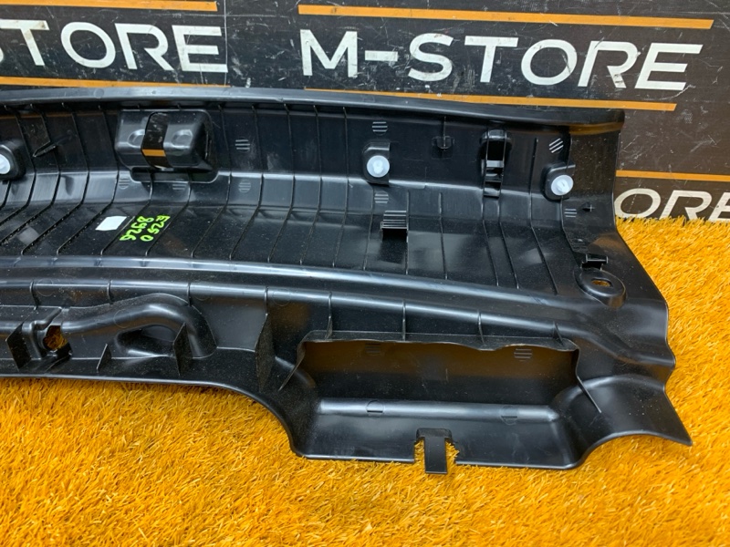 обшивка двери багажника, 1600 рублей, Красноярск