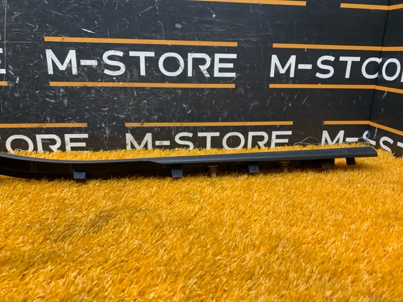 Накладка на порог салона, 260 рублей, Красноярск