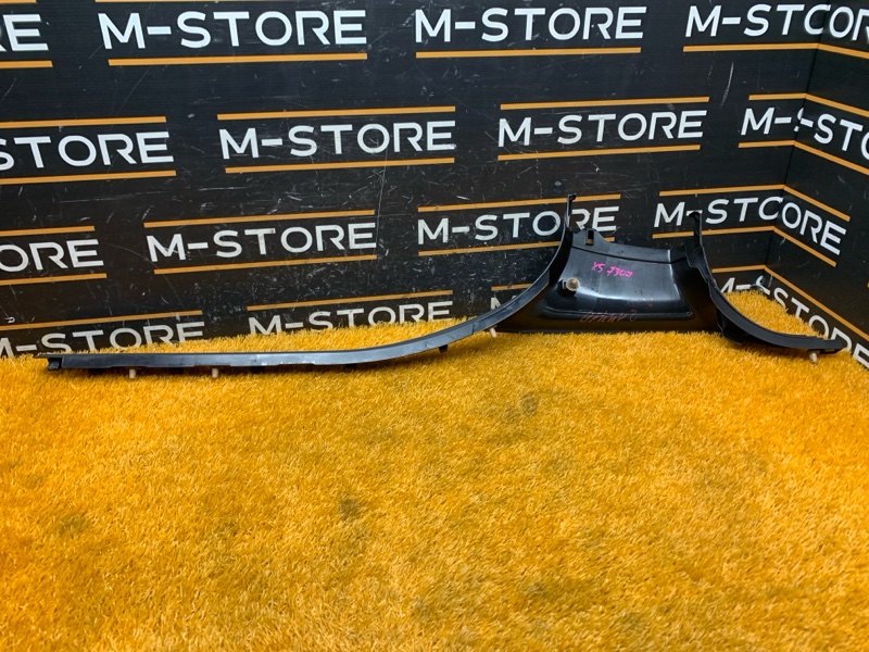 Накладка на порог салона, 260 рублей, Красноярск