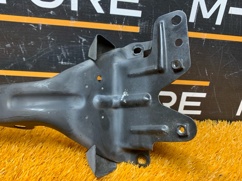 Кронштейн замка капота, 340 рублей, Красноярск