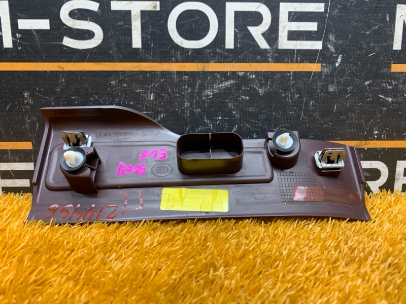 Накладка на порог салона, 620 рублей, Красноярск