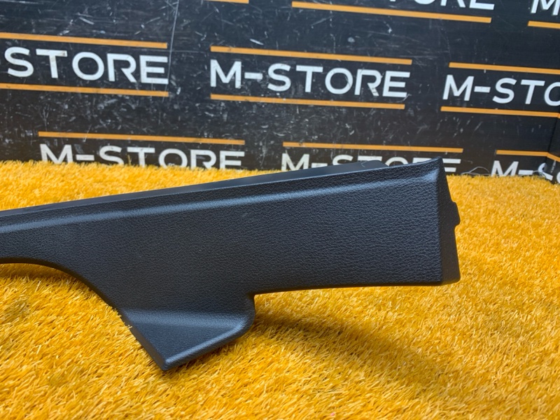 Накладка на порог салона, 260 рублей, Красноярск