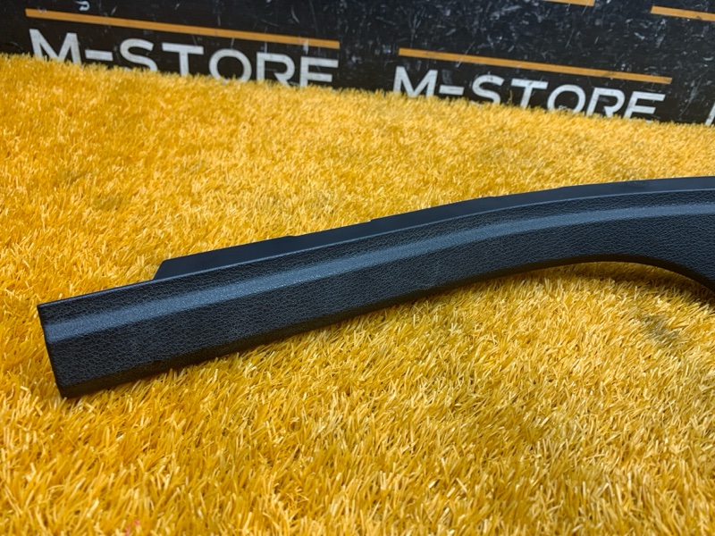 Накладка на порог салона, 260 рублей, Красноярск