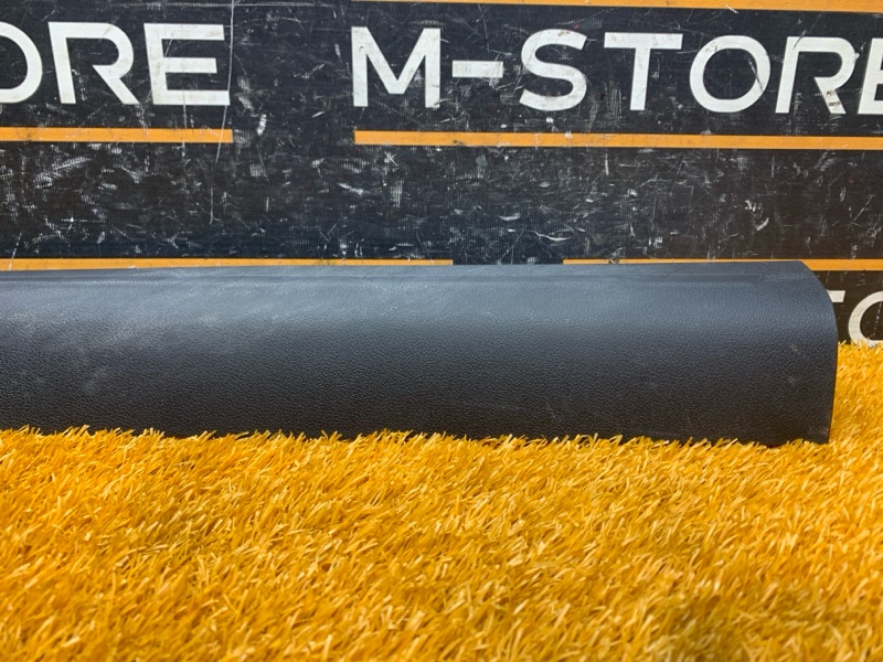 Накладка на порог салона, 200 рублей, Красноярск