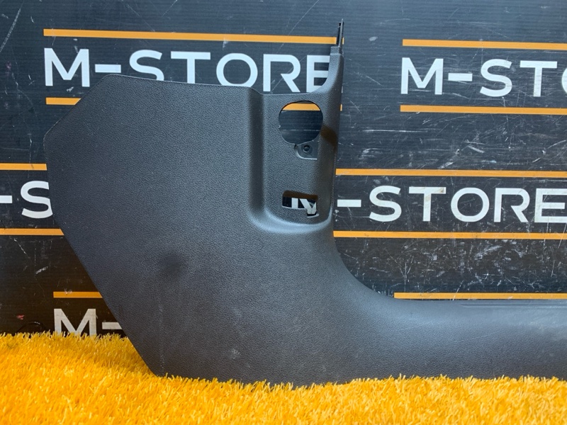 Накладка на порог салона, 200 рублей, Красноярск