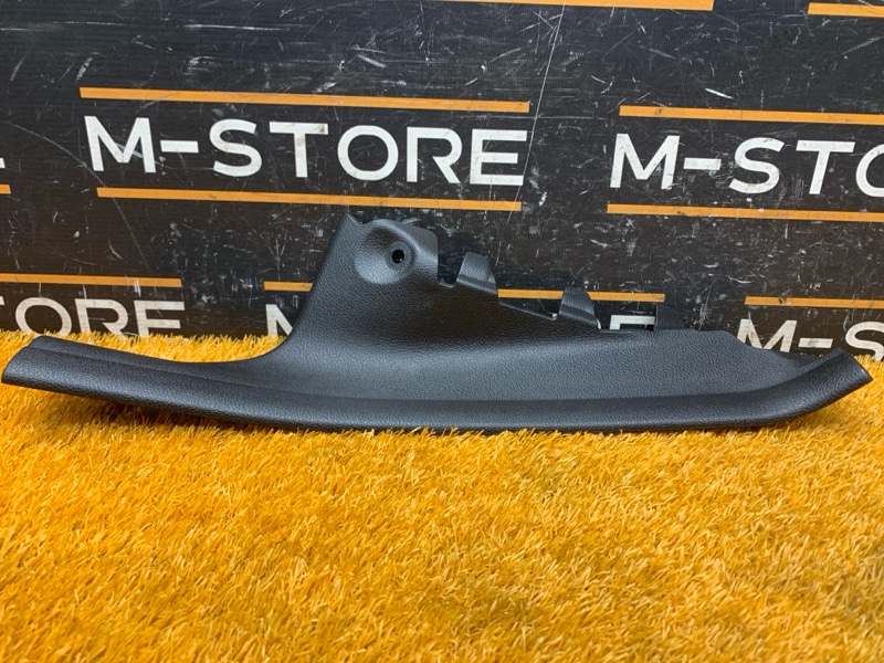 Накладка на порог салона, 530 рублей, Красноярск