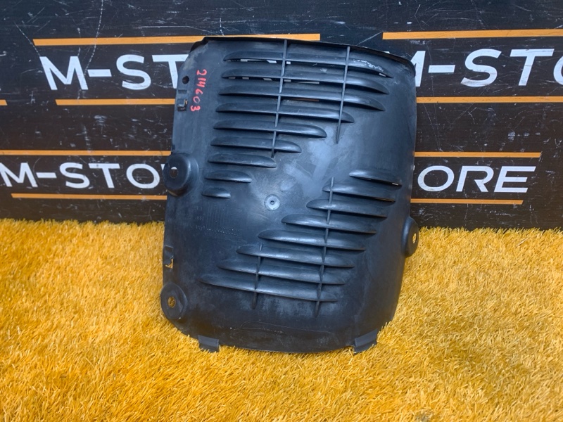 подкрылок, 300 рублей, Красноярск