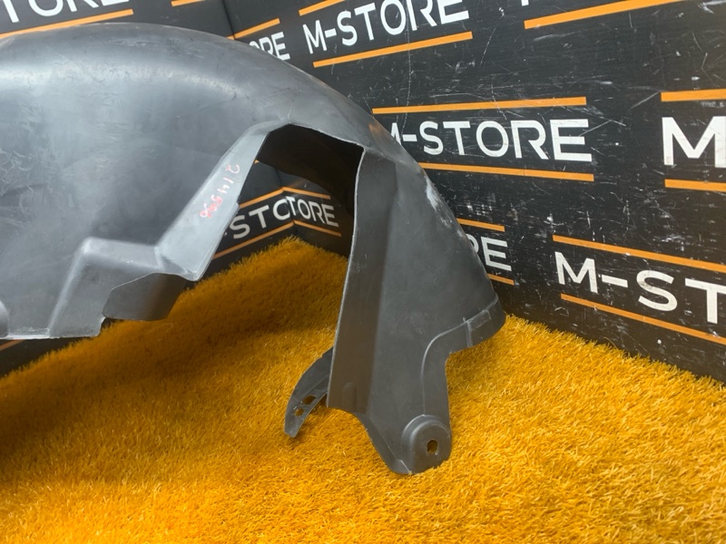 подкрылок, 700 рублей, Красноярск