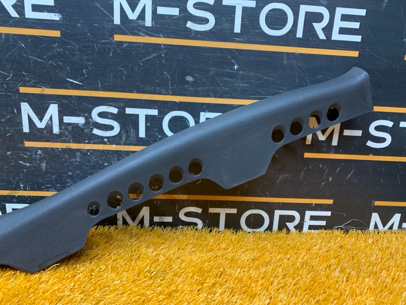 Накладка на порог салона, 200 рублей, Красноярск