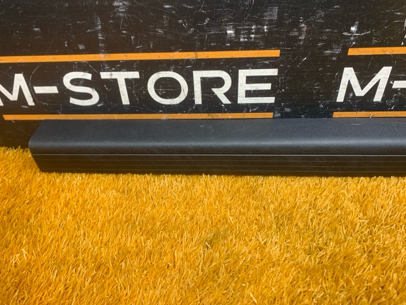 Накладка на порог салона, 350 рублей, Красноярск