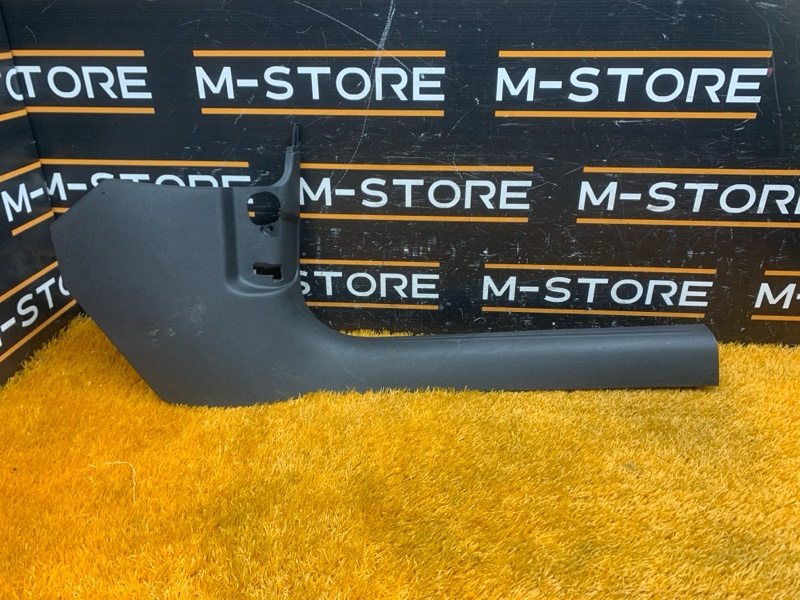 Накладка на порог салона, 660 рублей, Красноярск