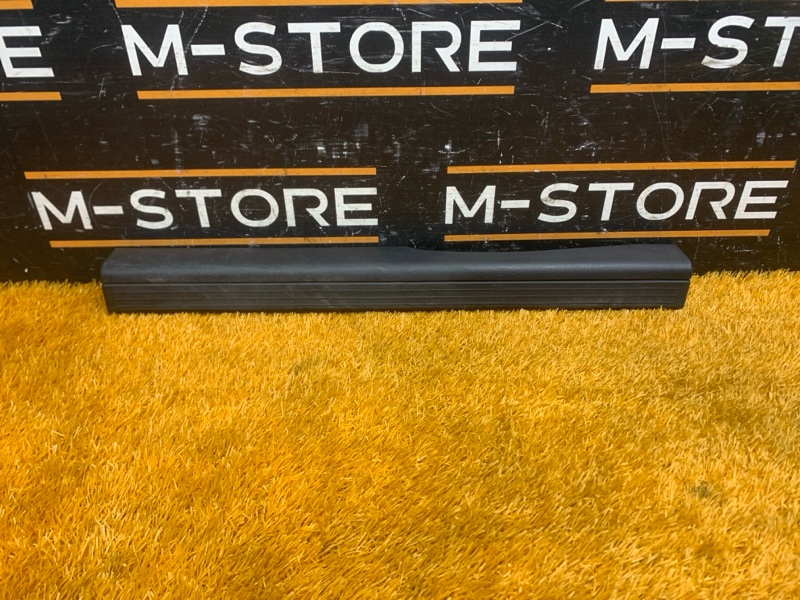 Накладка на порог салона, 400 рублей, Красноярск