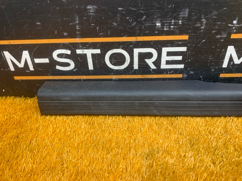 Накладка на порог салона, 400 рублей, Красноярск