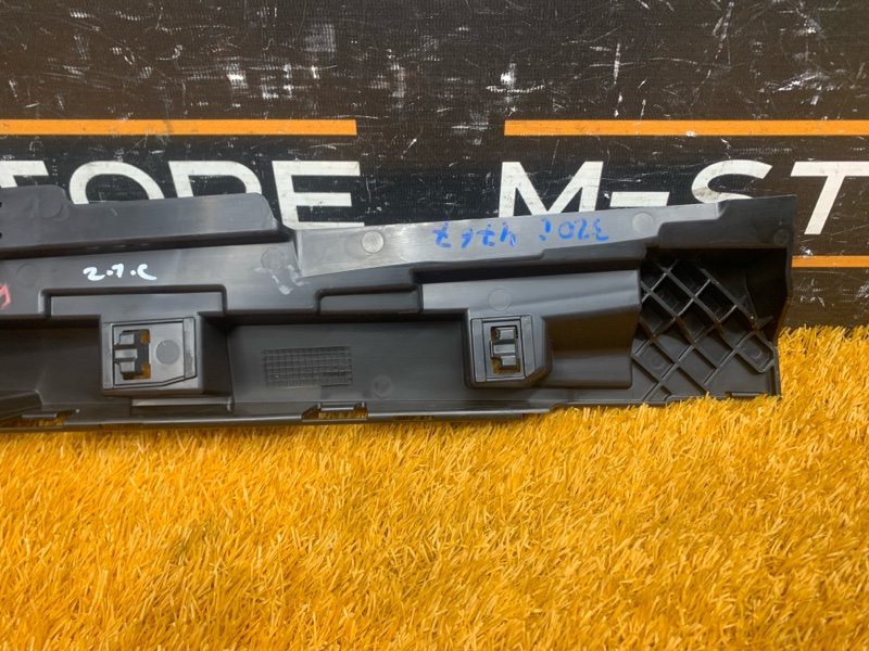 кронштейн порога, 460 рублей, Красноярск