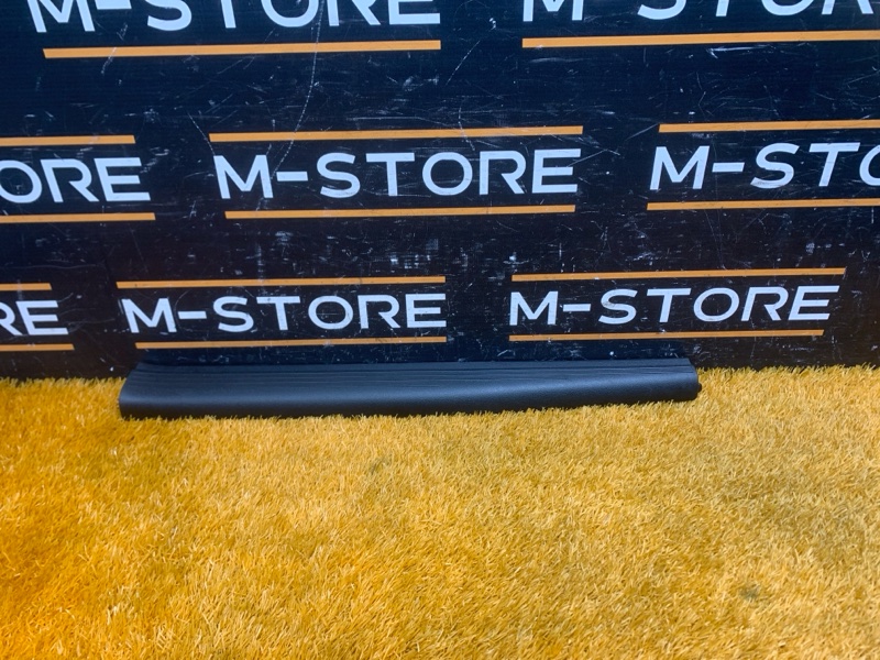 Накладка на порог салона, 200 рублей, Красноярск