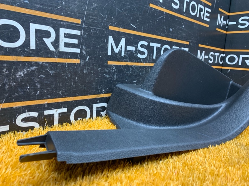 Накладка на порог салона, 350 рублей, Красноярск