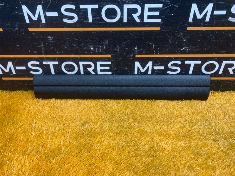 Накладка на порог салона, 470 рублей, Красноярск