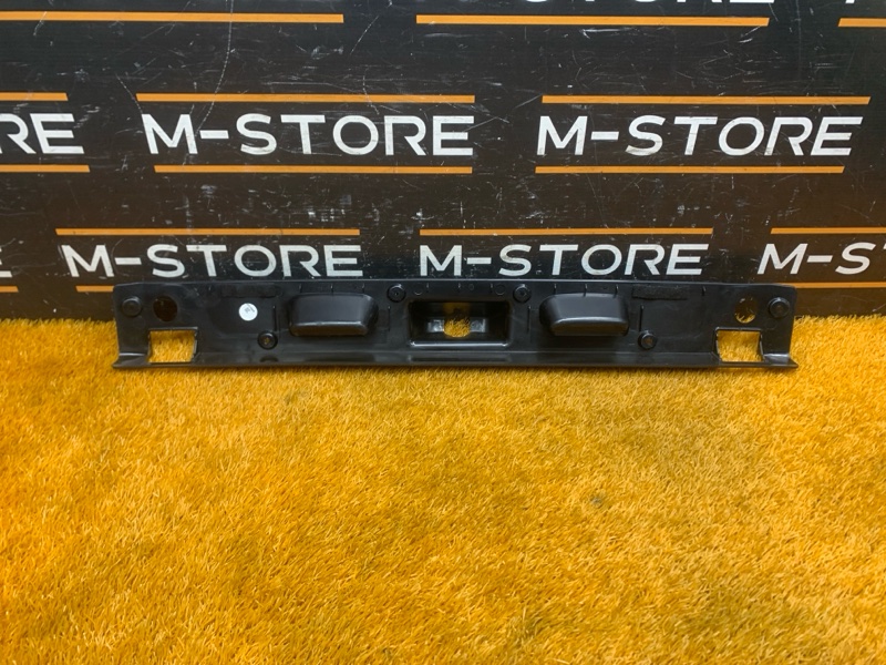 Накладка замка багажника, 300 рублей, Красноярск