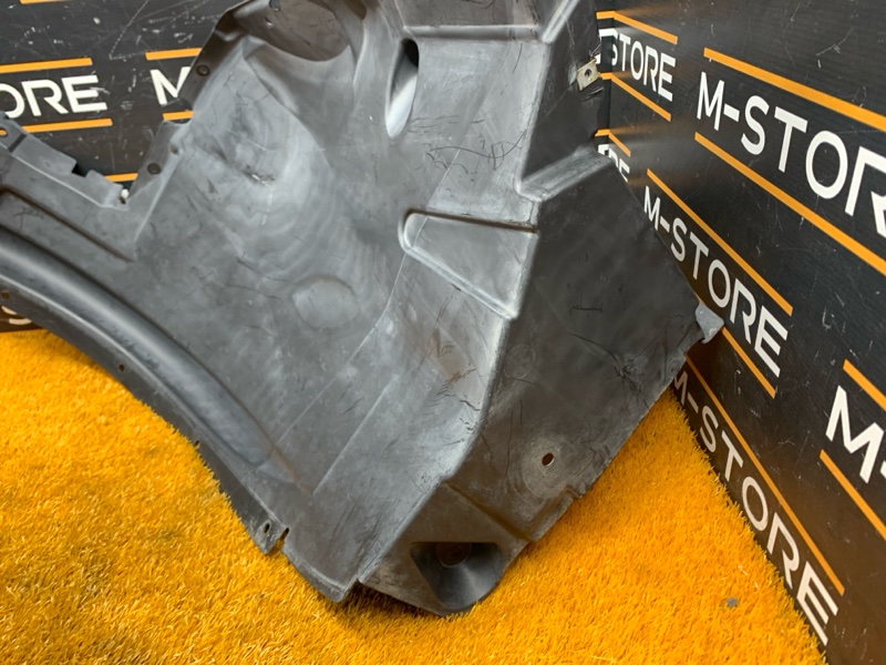 подкрылок, 1000 рублей, Красноярск