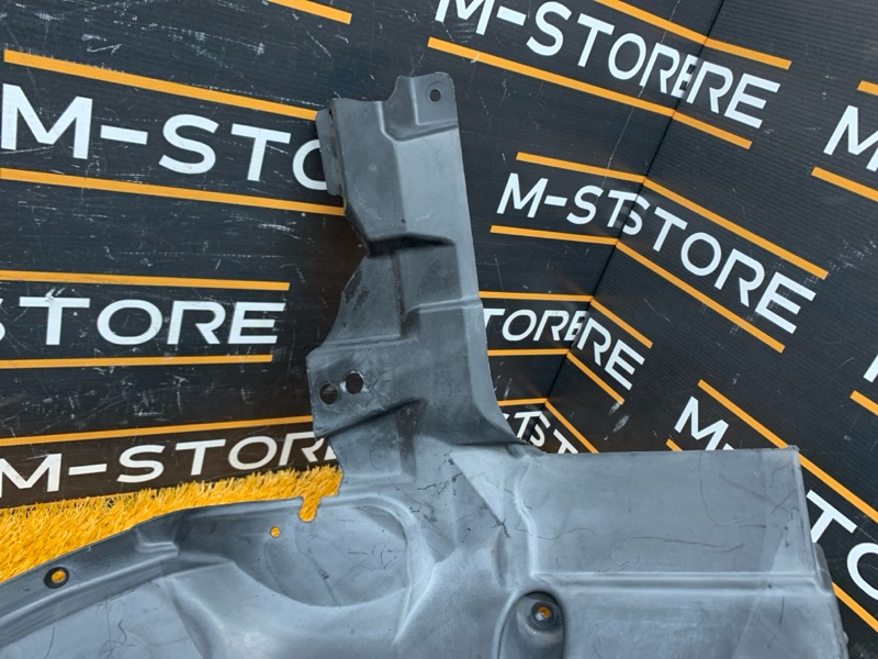 подкрылок, 1000 рублей, Красноярск