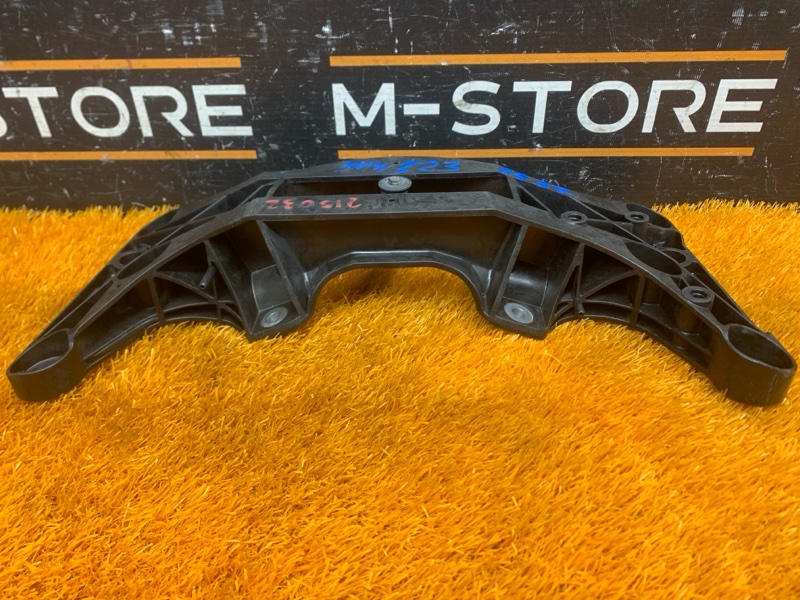 Кронштейн КПП, 2000 рублей, Красноярск