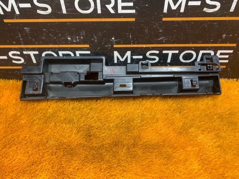 кронштейн порога, 440 рублей, Красноярск