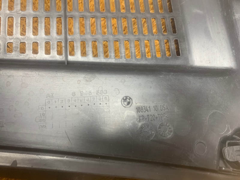 решетка под лобовое стекло, 720 рублей, Красноярск