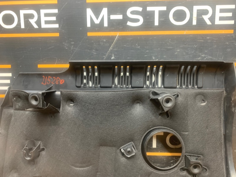 крышка двигателя, 2000 рублей, Красноярск