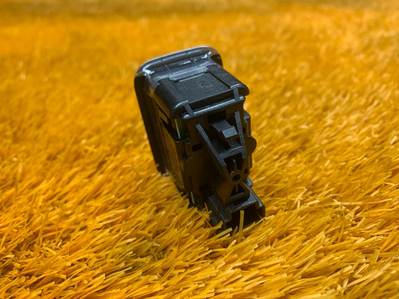 кнопка стеклоподъемника, 300 рублей, Красноярск