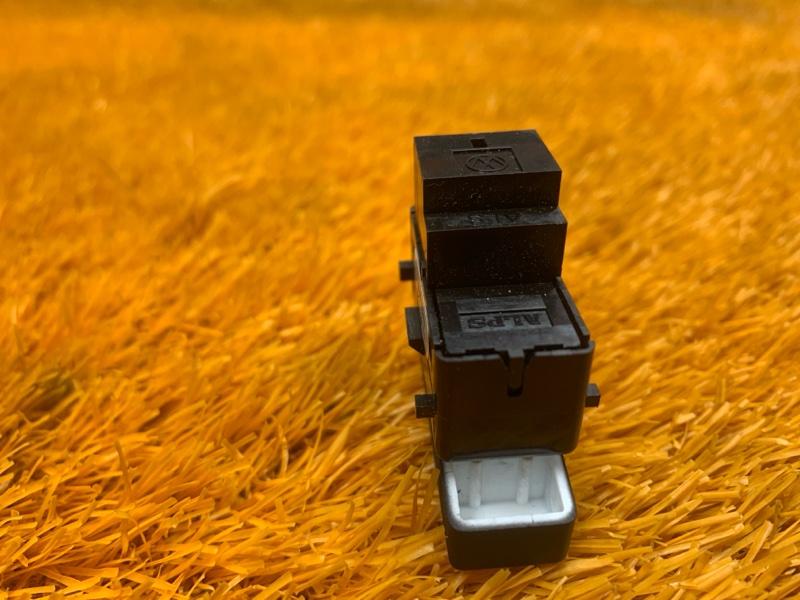 Кнопка центрального замка, 100 рублей, Красноярск