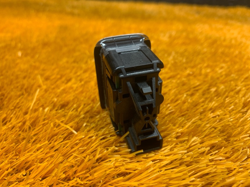 Кнопка открывания багажника, 500 рублей, Красноярск