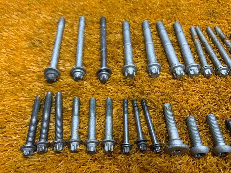 Болты и гайки ДВС, 780 рублей, Красноярск