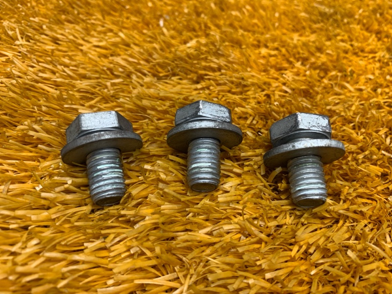 болт гидротрансформатора, 300 рублей, Красноярск