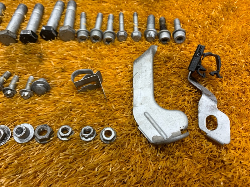 Болты и гайки ДВС, 780 рублей, Красноярск