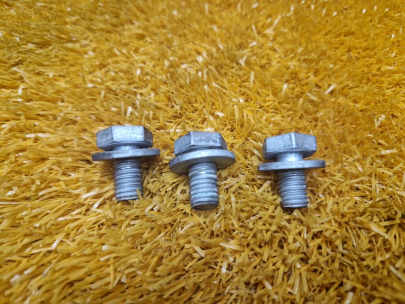 болт гидротрансформатора, 300 рублей, Красноярск