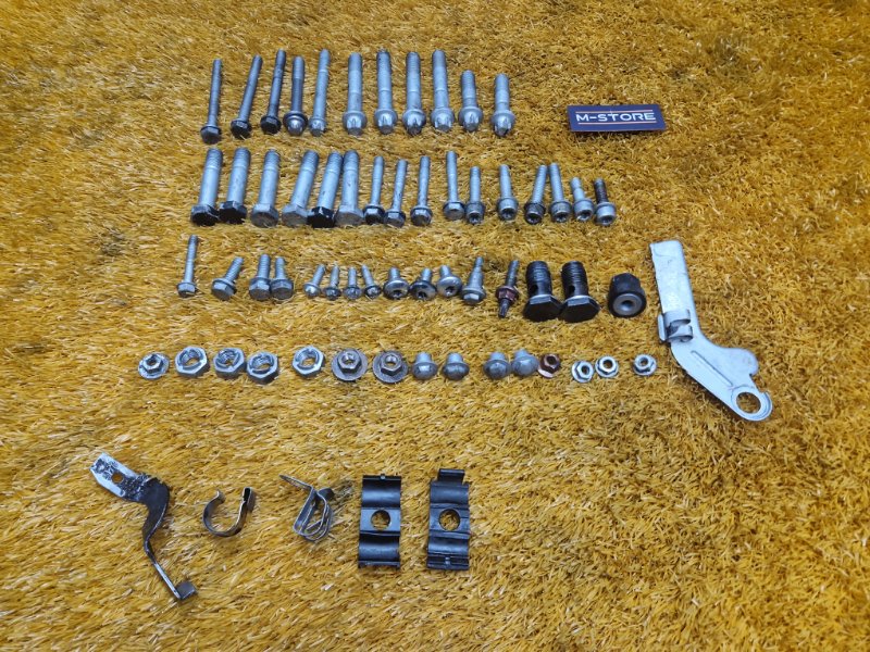 Болты и гайки ДВС, 470 рублей, Красноярск